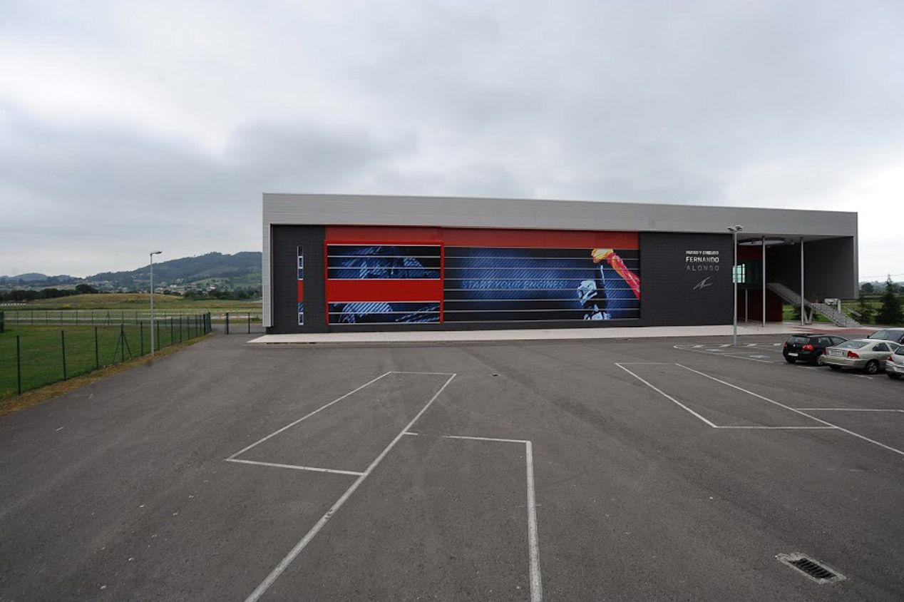 El museo-circuito de Fernando Alonso en Oviedo abre sus puertas