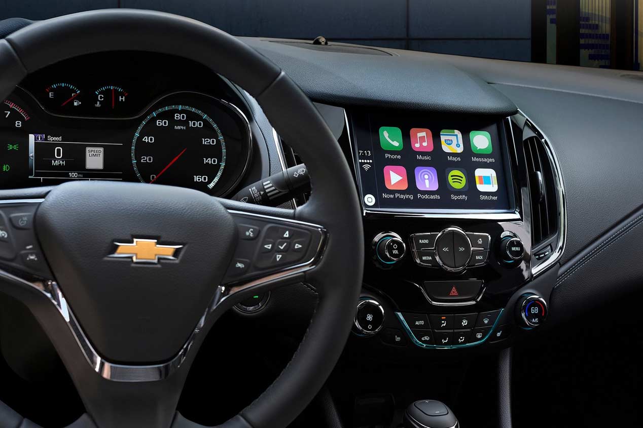 Chevrolet Cruze 2016: más ligero, grande y tecnológico