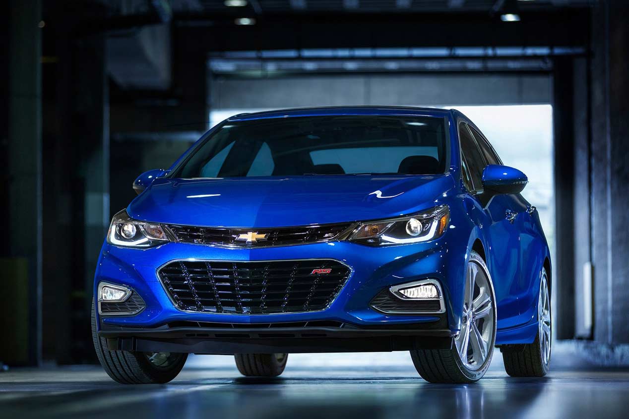 Chevrolet Cruze 2016: más ligero, grande y tecnológico