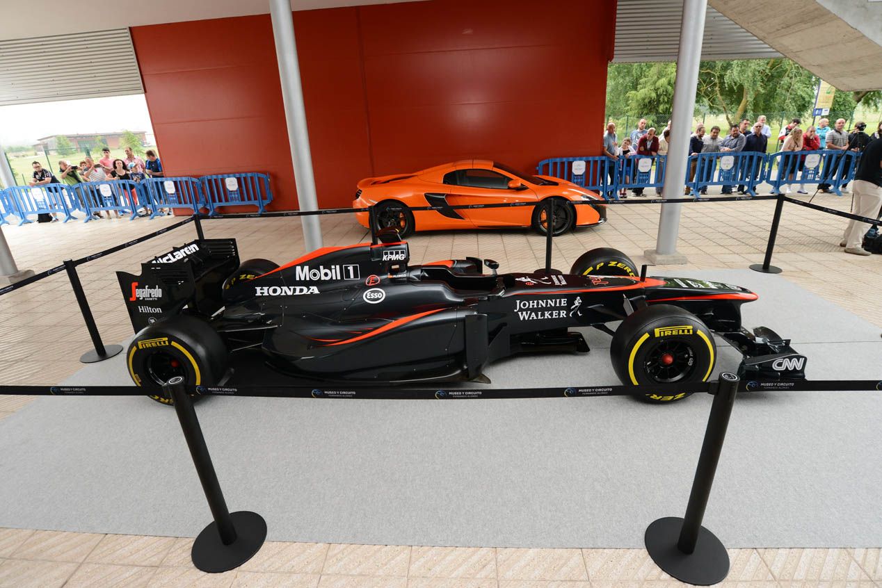 El museo-circuito de Fernando Alonso en Oviedo abre sus puertas