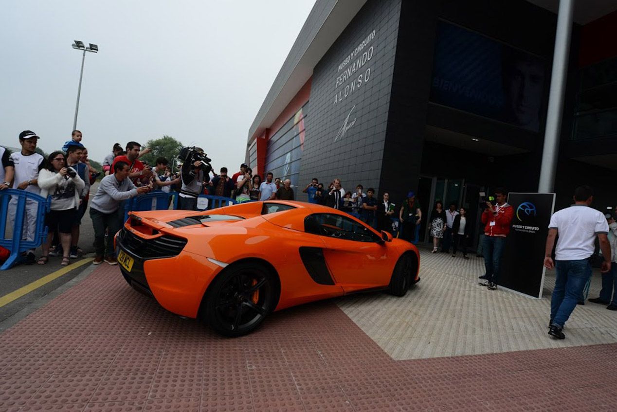 El museo-circuito de Fernando Alonso en Oviedo abre sus puertas