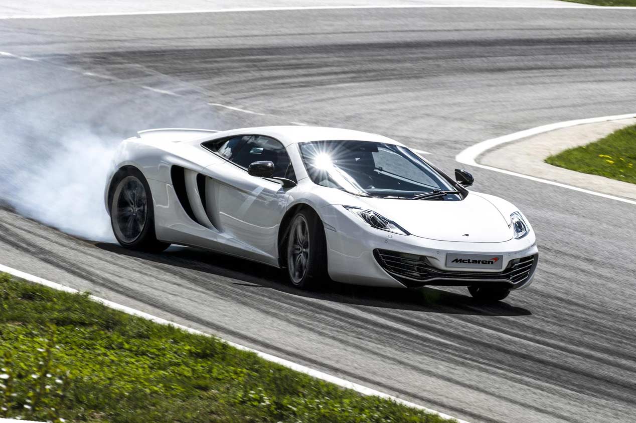 10 mitos de la carretera. ¿Clásico o moderno?