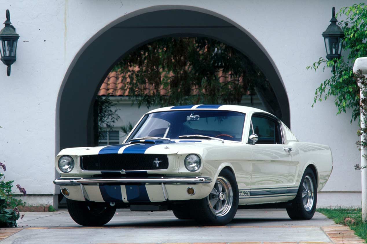 10 mitos de la carretera. ¿Clásico o moderno?