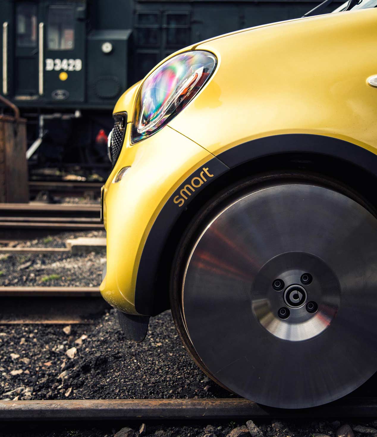 Smart ForFour Forrail: el tren más pequeño del mundo