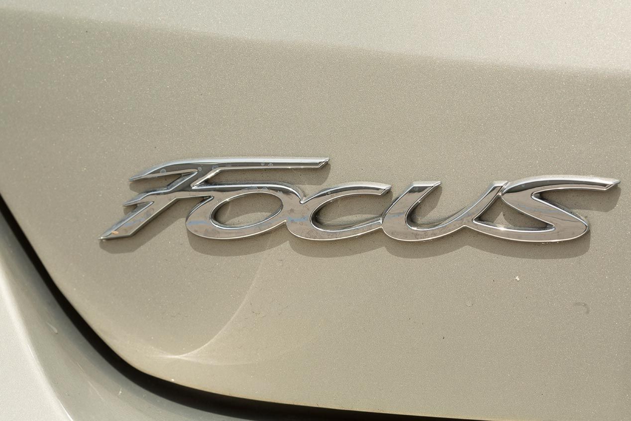 Ford Focus 1.6 TDCi 115 contra Citroën C4 1.6 BlueHDi 120