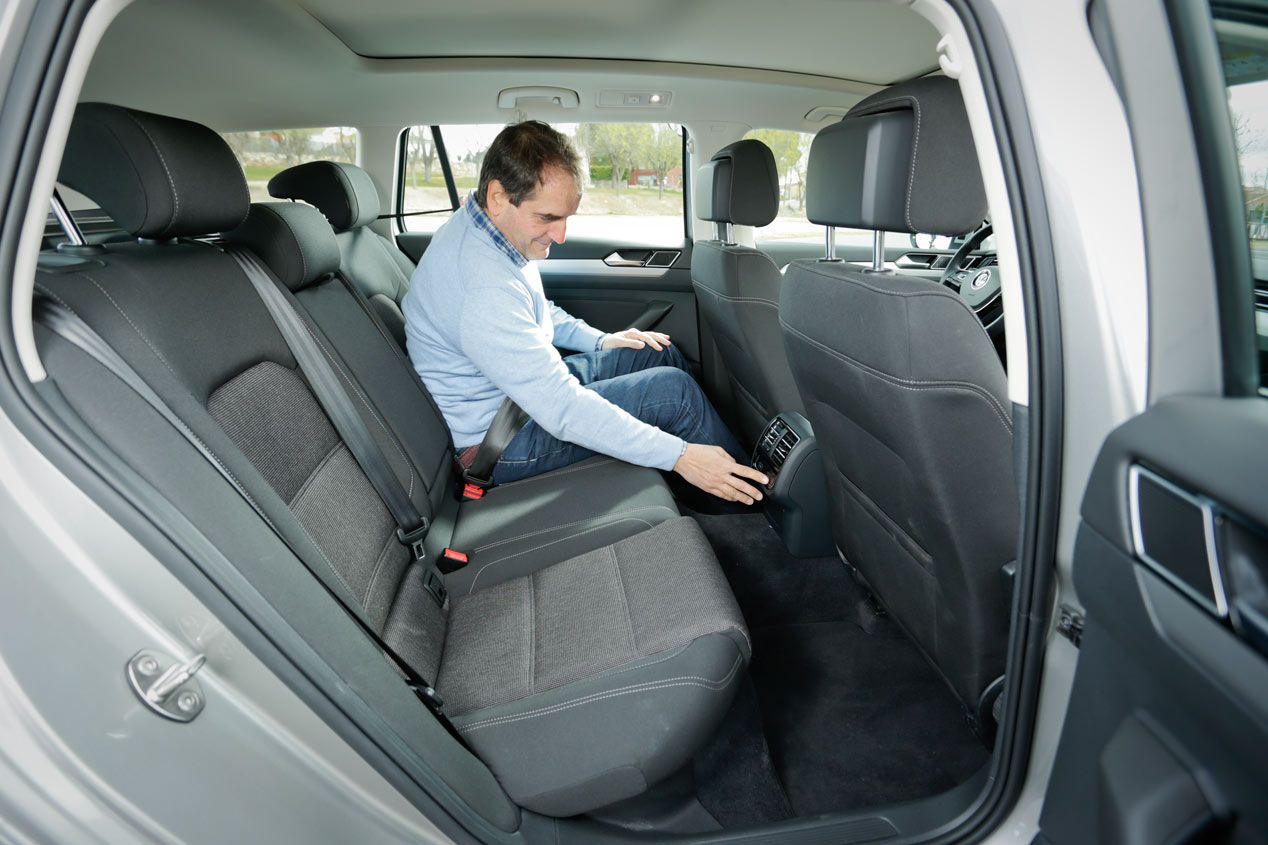 VW Passat Variant 2.0 TDI BMT contra Audi A4 Avant 2.0 TDI Ultra