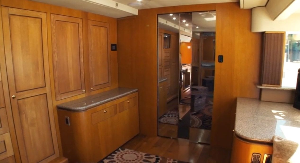 Las autocaravanas más bestias de los famosos