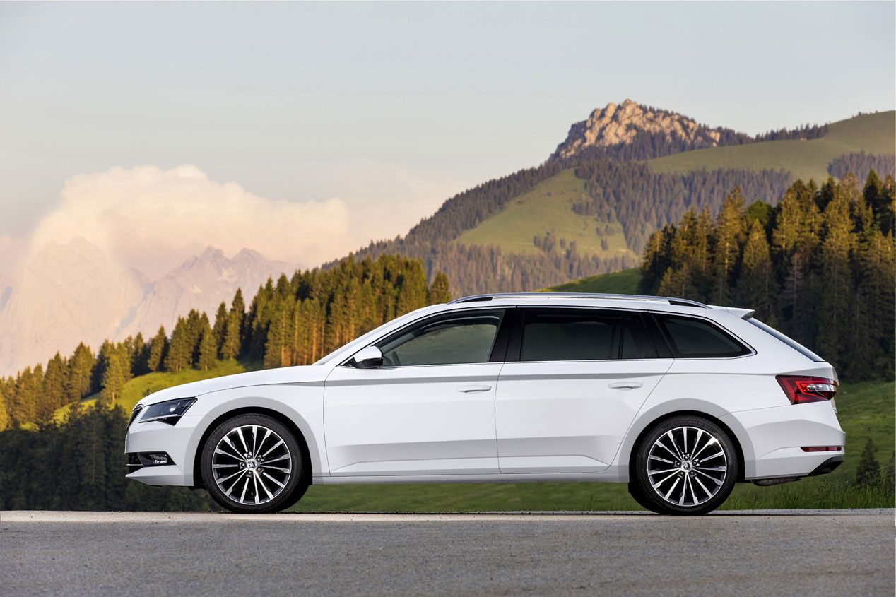 Primera prueba: Skoda Superb Combi, amplio y elegante