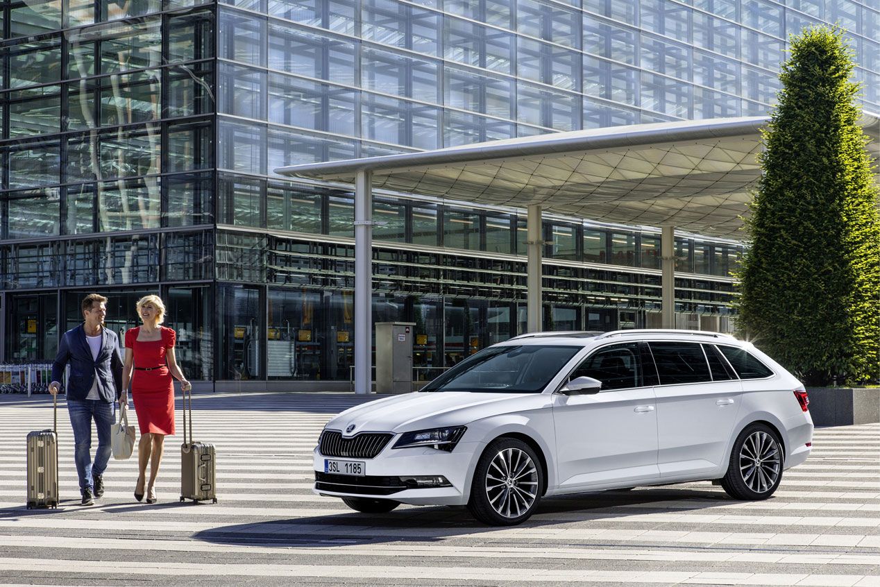 Primera prueba: Skoda Superb Combi, amplio y elegante