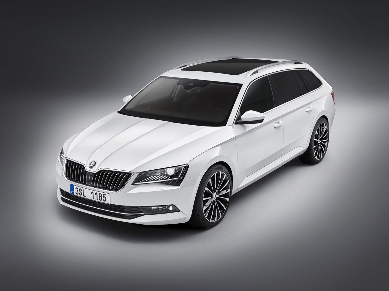 Primera prueba: Skoda Superb Combi, amplio y elegante