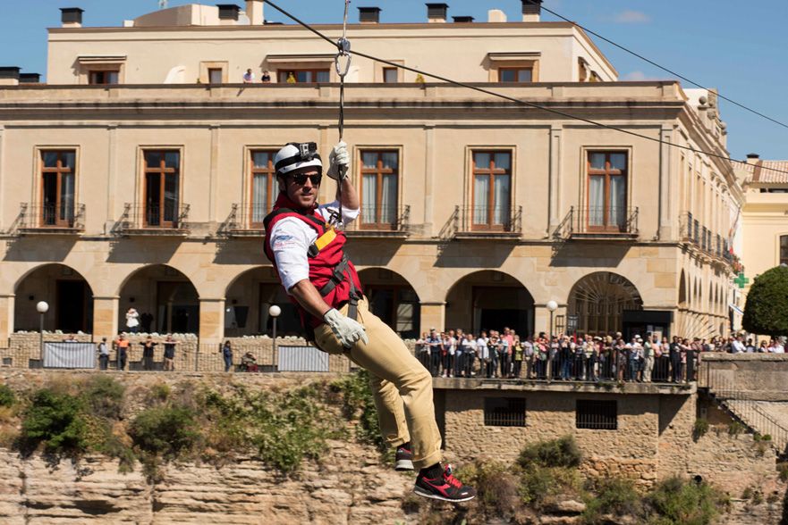Land Rover Discovery Challenge 2015, Famosos en acción