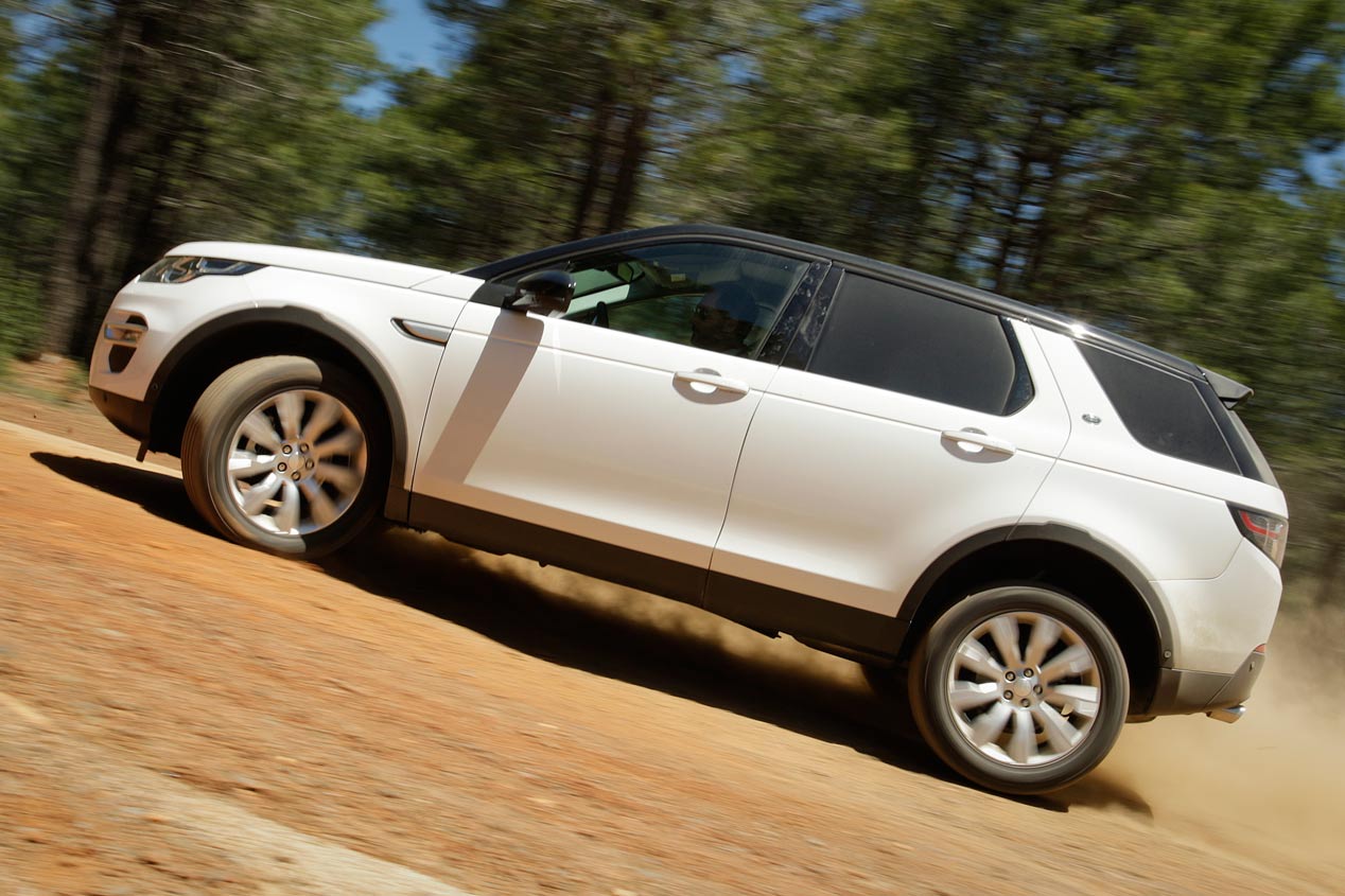 Audi Q5 2.0 TDI Quattro S Tronic vs BMW X3 xDrive 20D Aut. y Land Rover Discovery Sport 2.2 SD4 4x4 Aut.
