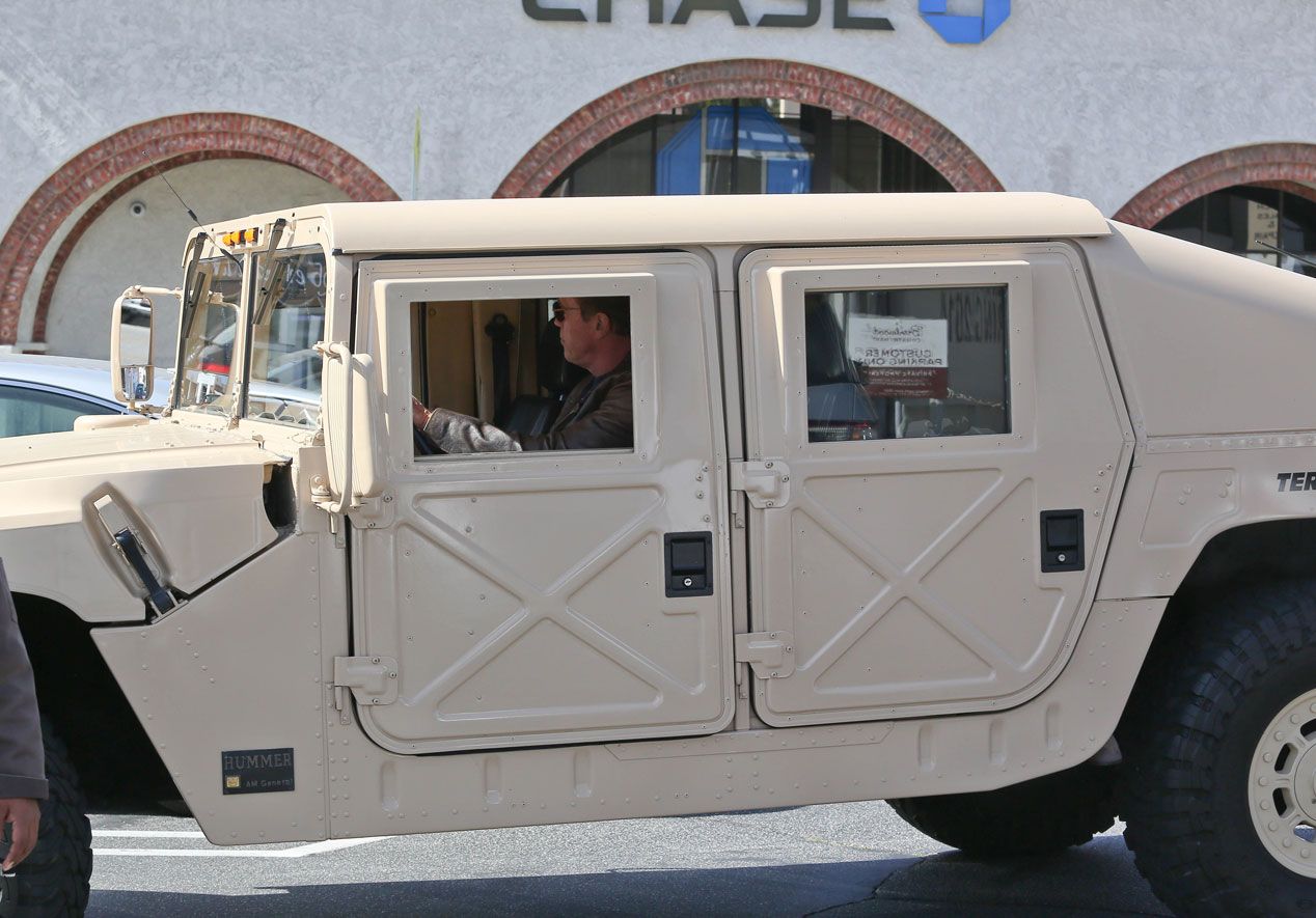 Arnold Schwarzenegger y sus coches, menudas joyas las de Terminator…