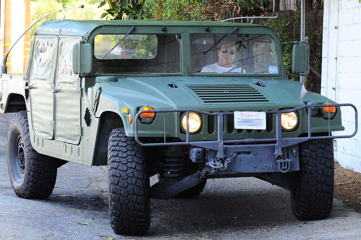 Arnold Schwarzenegger y sus coches, menudas joyas las de Terminator…