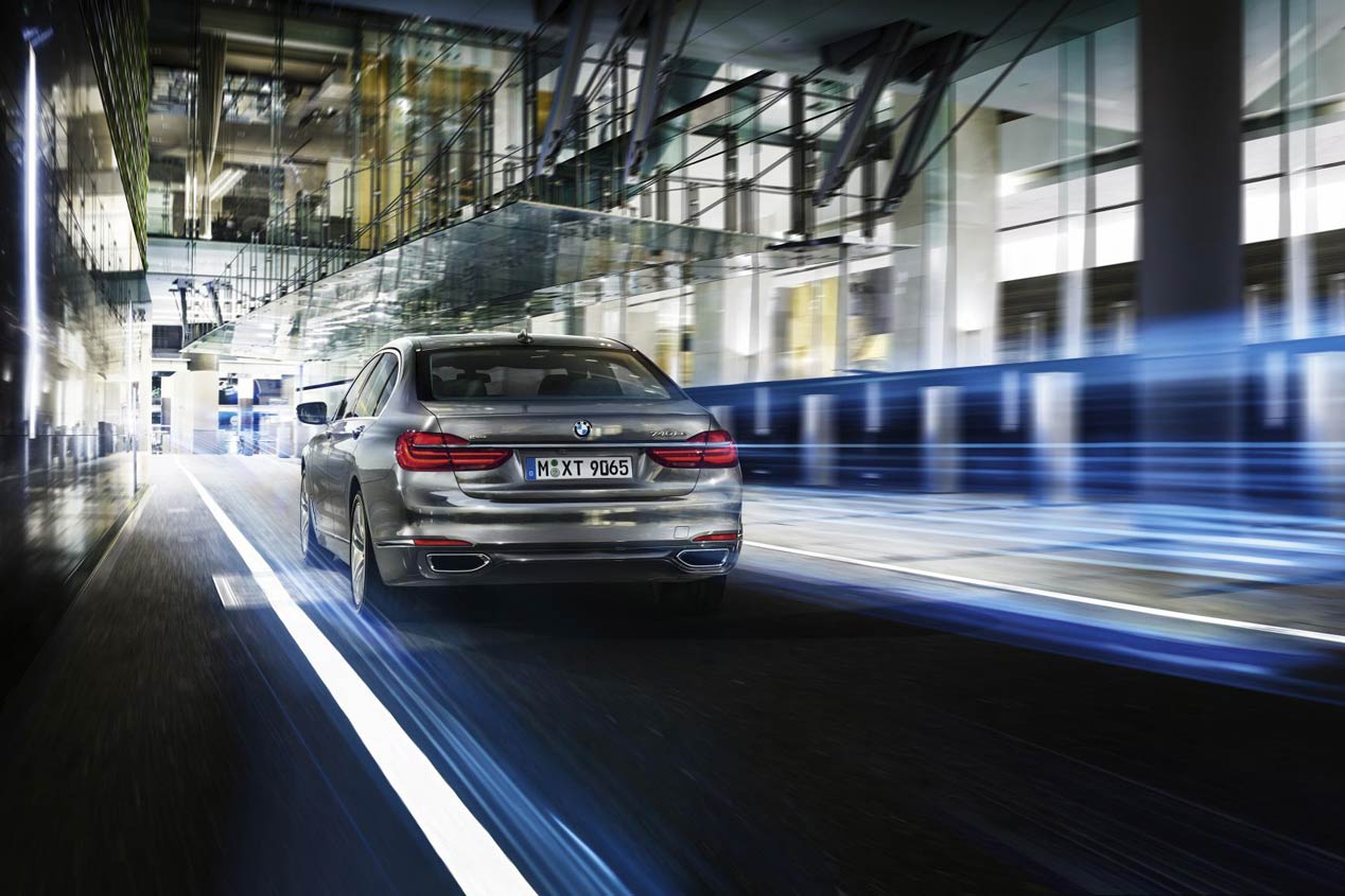 BMW 740e, híbrido enchufable a todo lujo