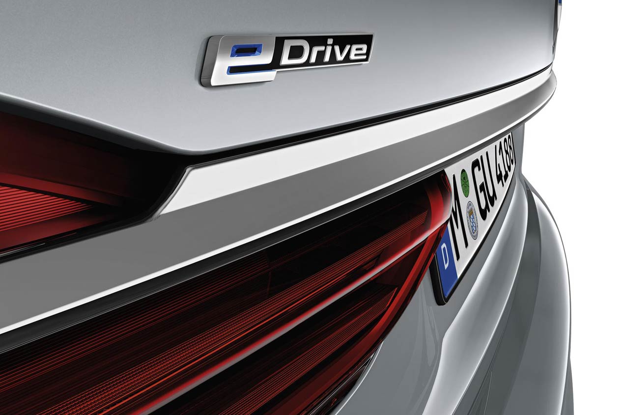 BMW 740e, híbrido enchufable a todo lujo