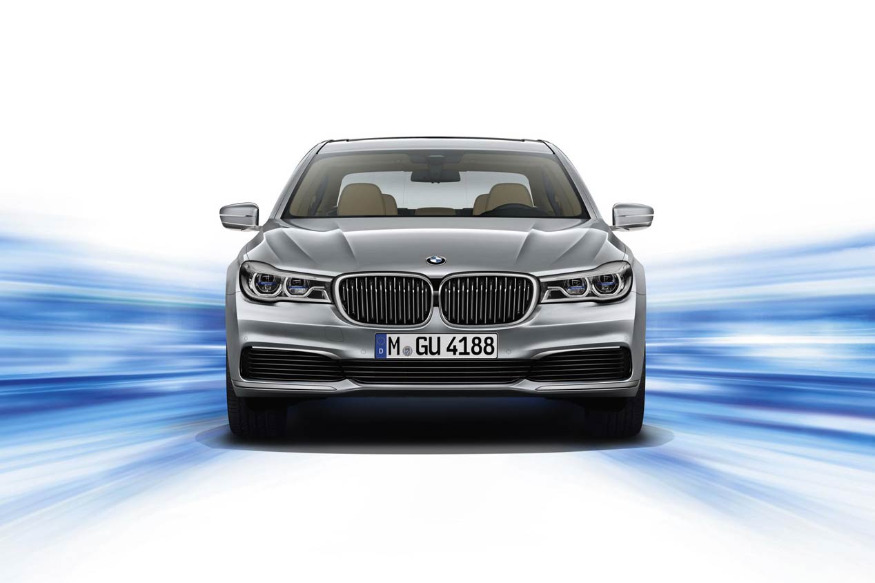 BMW 740e, híbrido enchufable a todo lujo