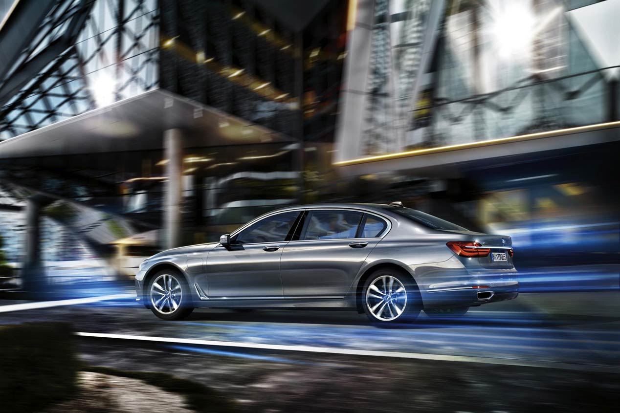 BMW 740e, híbrido enchufable a todo lujo