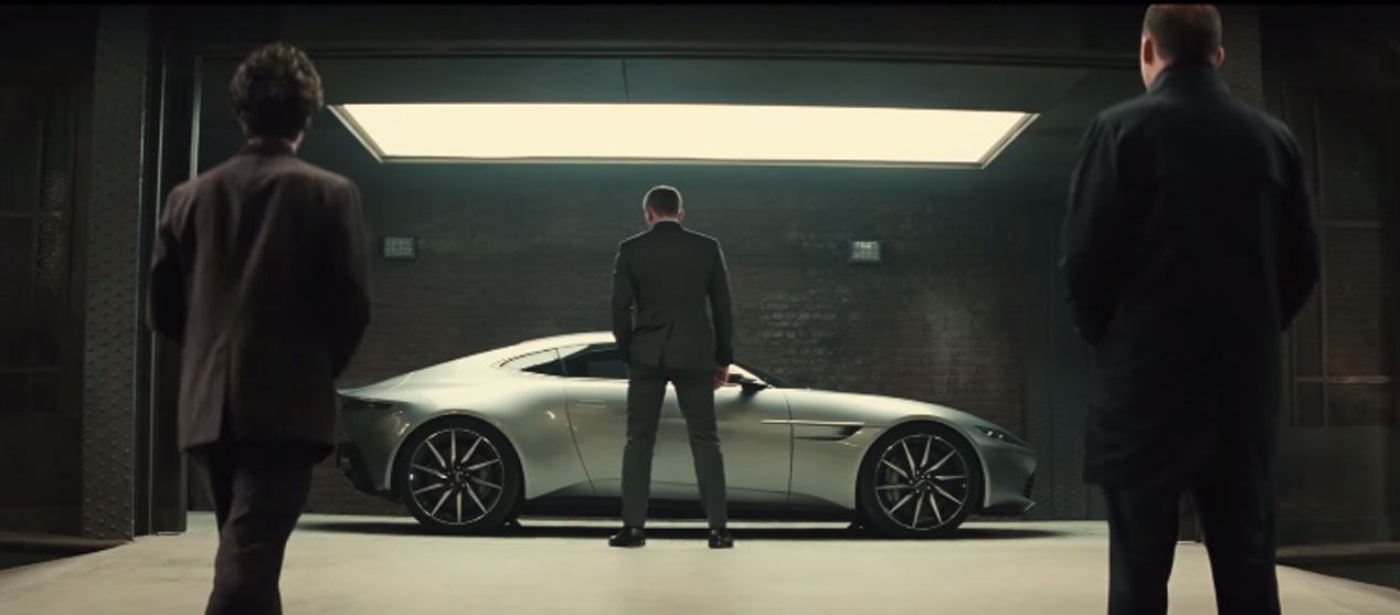 Los coches de Spectre, la última de James Bond, en acción