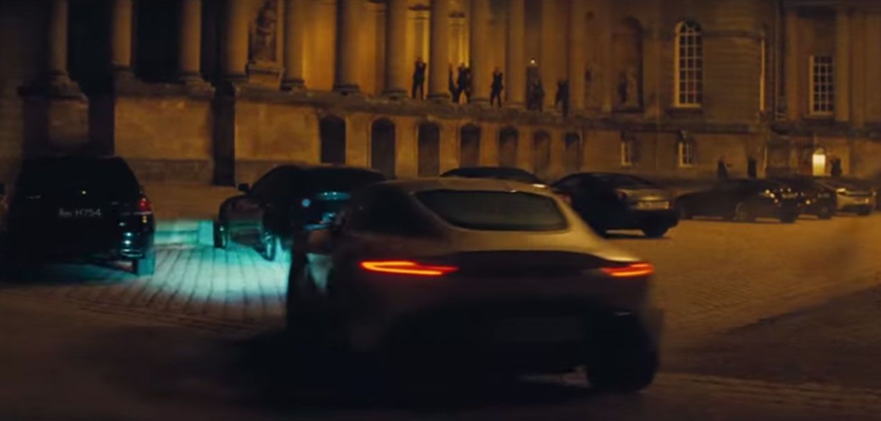 Los coches de Spectre, la última de James Bond, en acción
