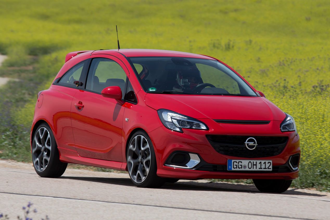 Opel Corsa OPC contra Peugeot 208 GTI 30th