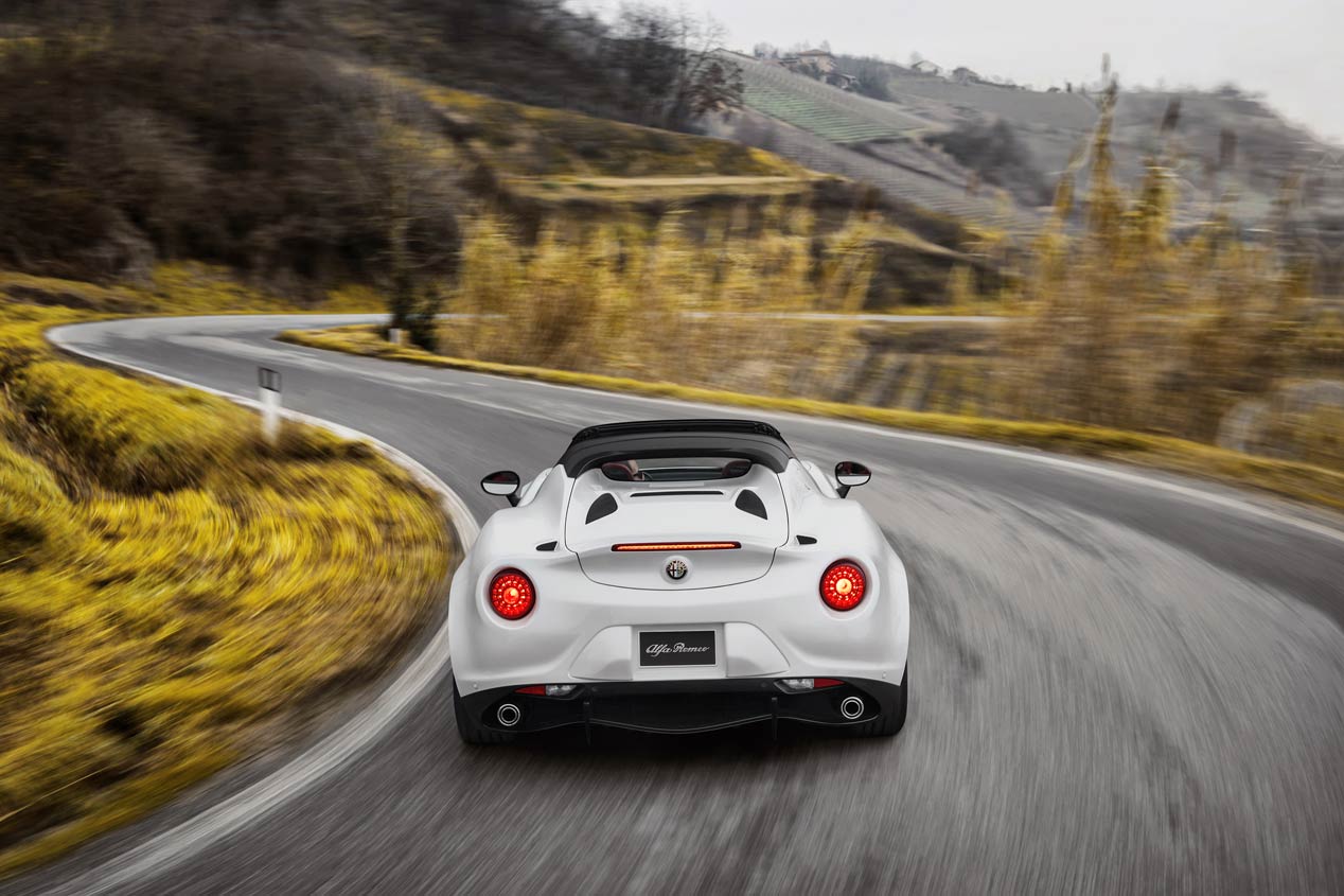Primera prueba: Alfa Romeo 4C Spider, pura excitación