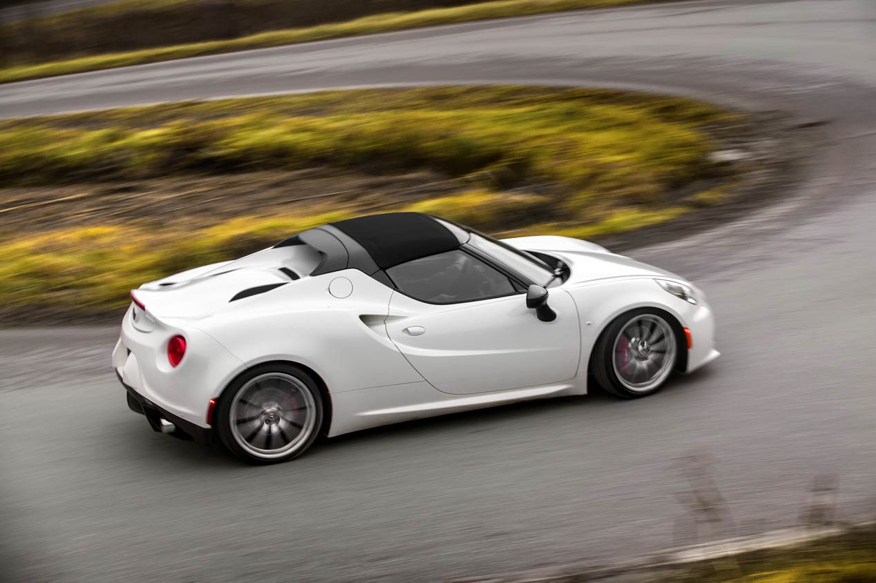 Primera prueba: Alfa Romeo 4C Spider, pura excitación