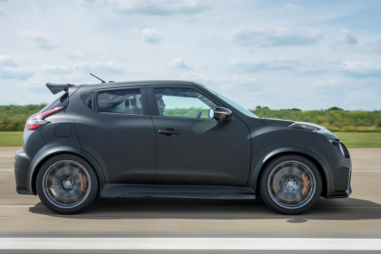 Primera prueba: Nissan Juke R 2.0, musculoso