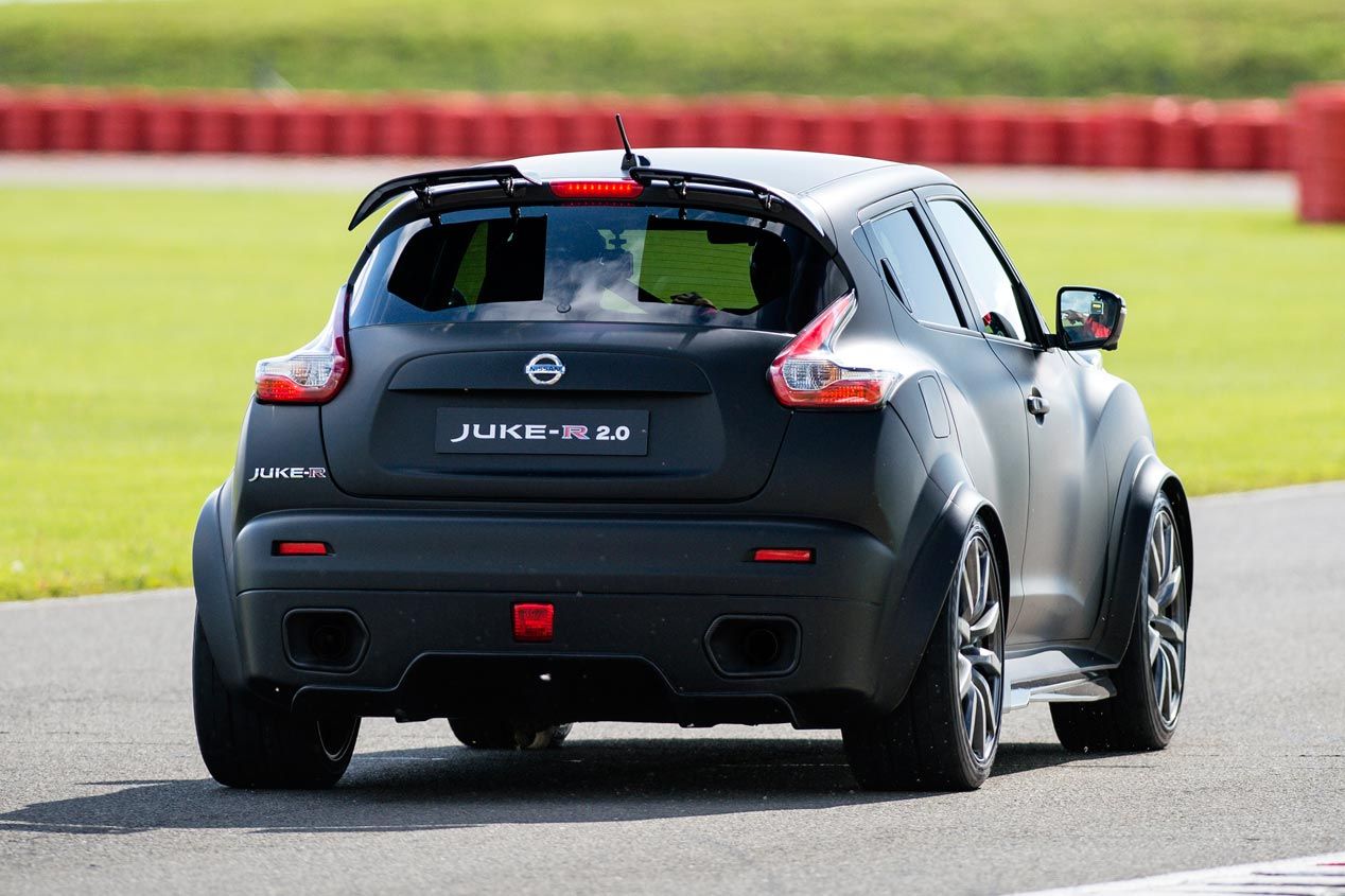 Primera prueba: Nissan Juke R 2.0, musculoso