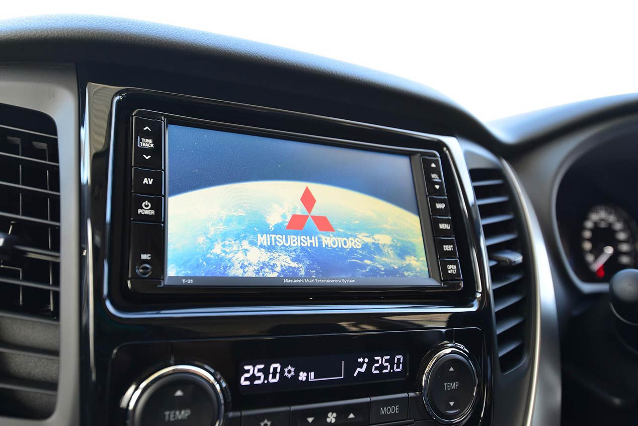 Mitsubishi Montero Sport 2016