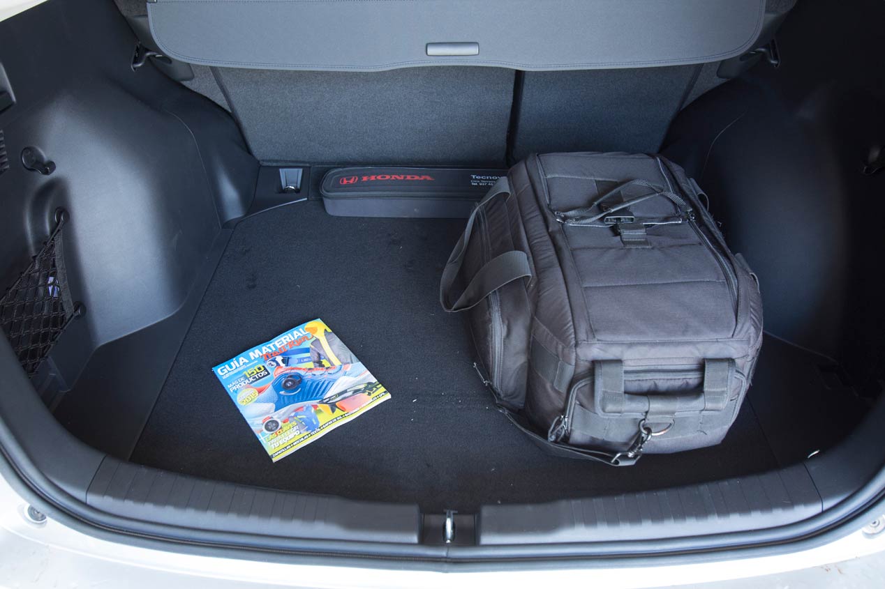 Honda Civic Tourer o Honda CR-V: ¿cuál interesa más?