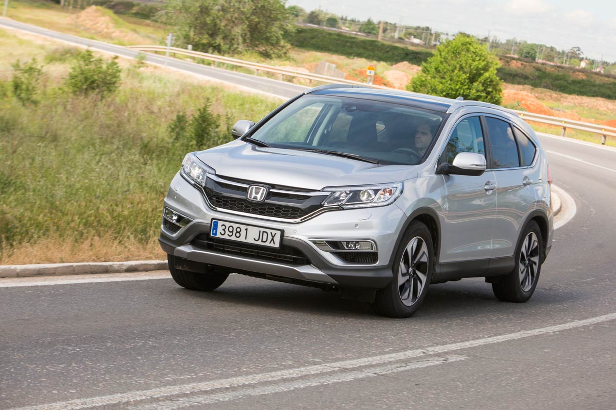 Honda Civic Tourer o Honda CR-V: ¿cuál interesa más?