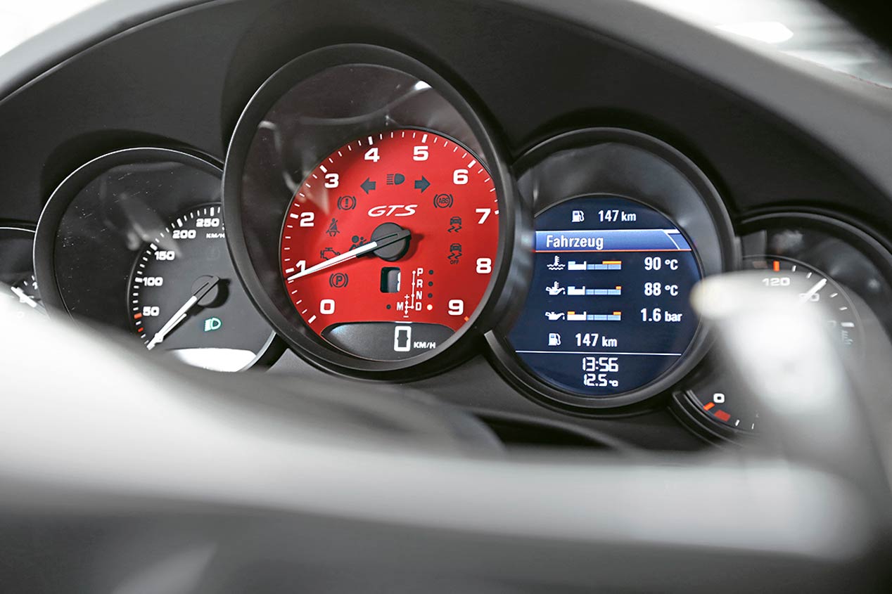 Comparativa: Porsche 911 Carrera S, 911 Carrera GTS y 911 GT3. ¿Cuál es el mejor?