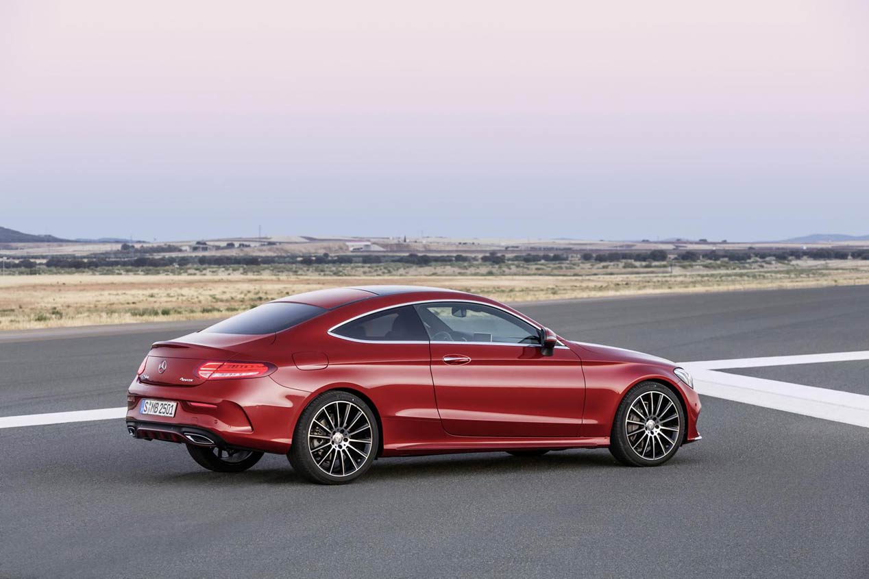 Mercedes Clase C Coupé 2016: elegancia tecnológica y moderna
