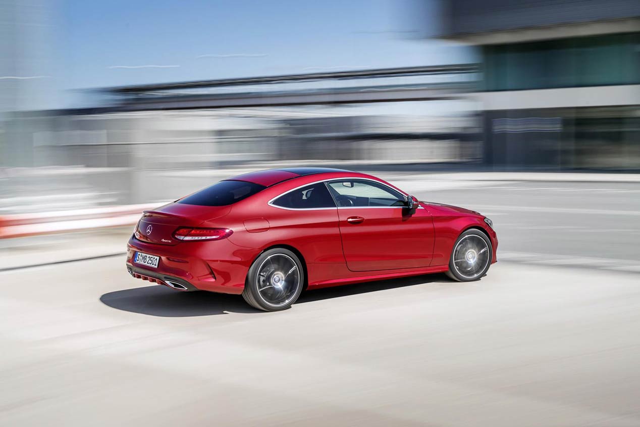 Mercedes Clase C Coupé 2016: elegancia tecnológica y moderna