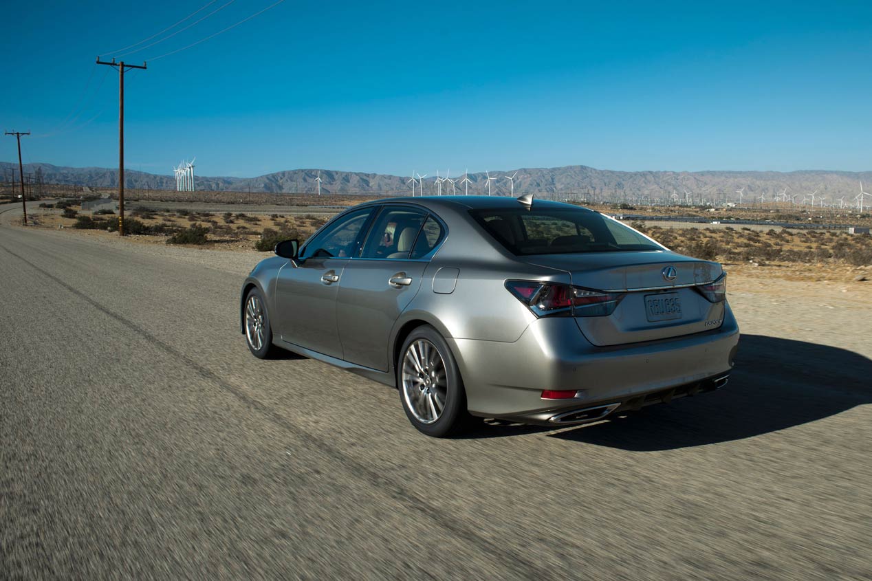 Lexus GS 2016, rediseñado y re-equipado