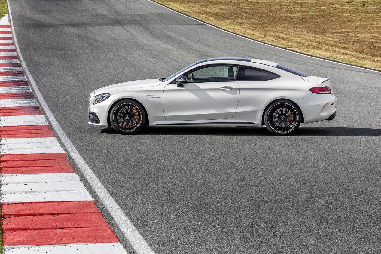 Mercedes C63 AMG Coupé 2016