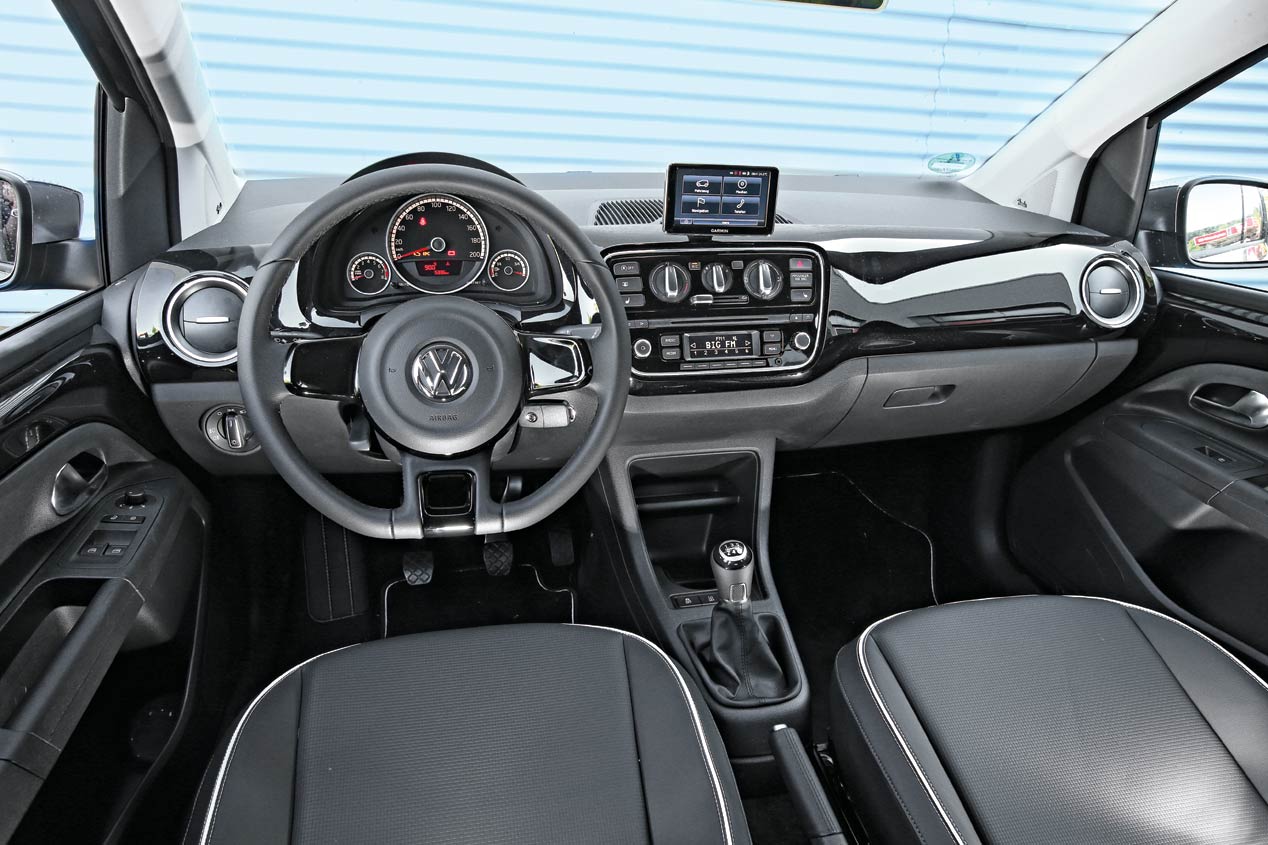 Opel Karl, Hyundai i10, Renault Clio y VW Up!, ¿cuál ofrece el mejor espacio interior?