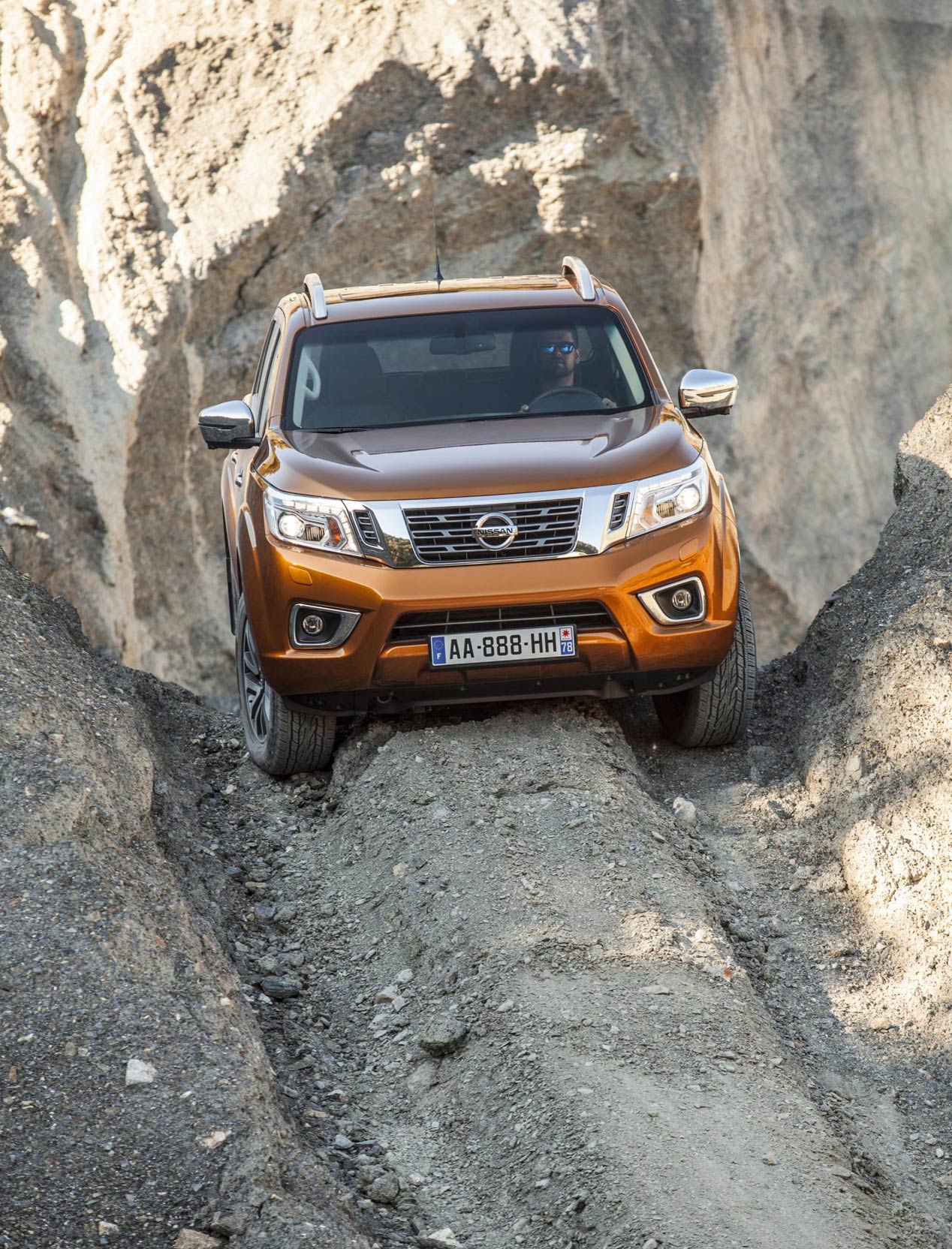 Nissan Navara NP300, pick-up de nueva generación para Frankfurt 2015