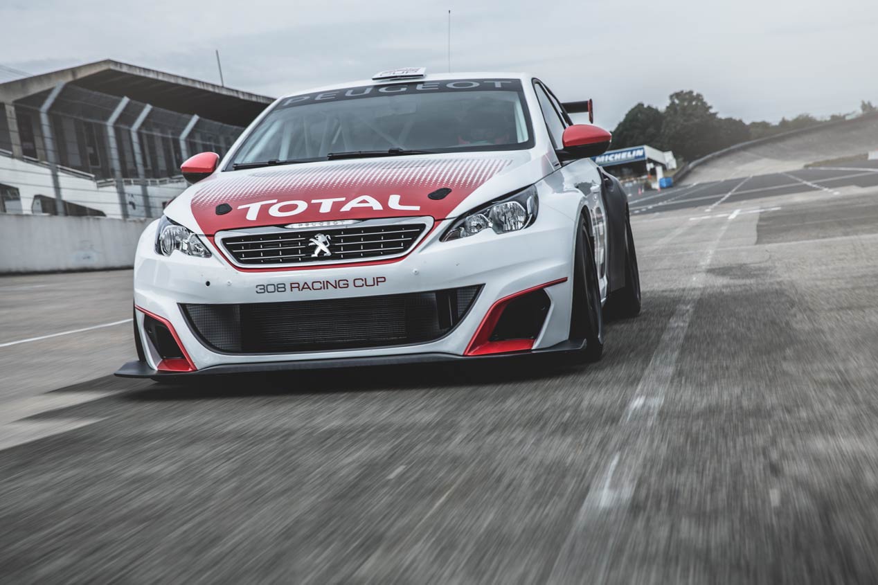 Peugeot 308 Racing Cup, de circuito