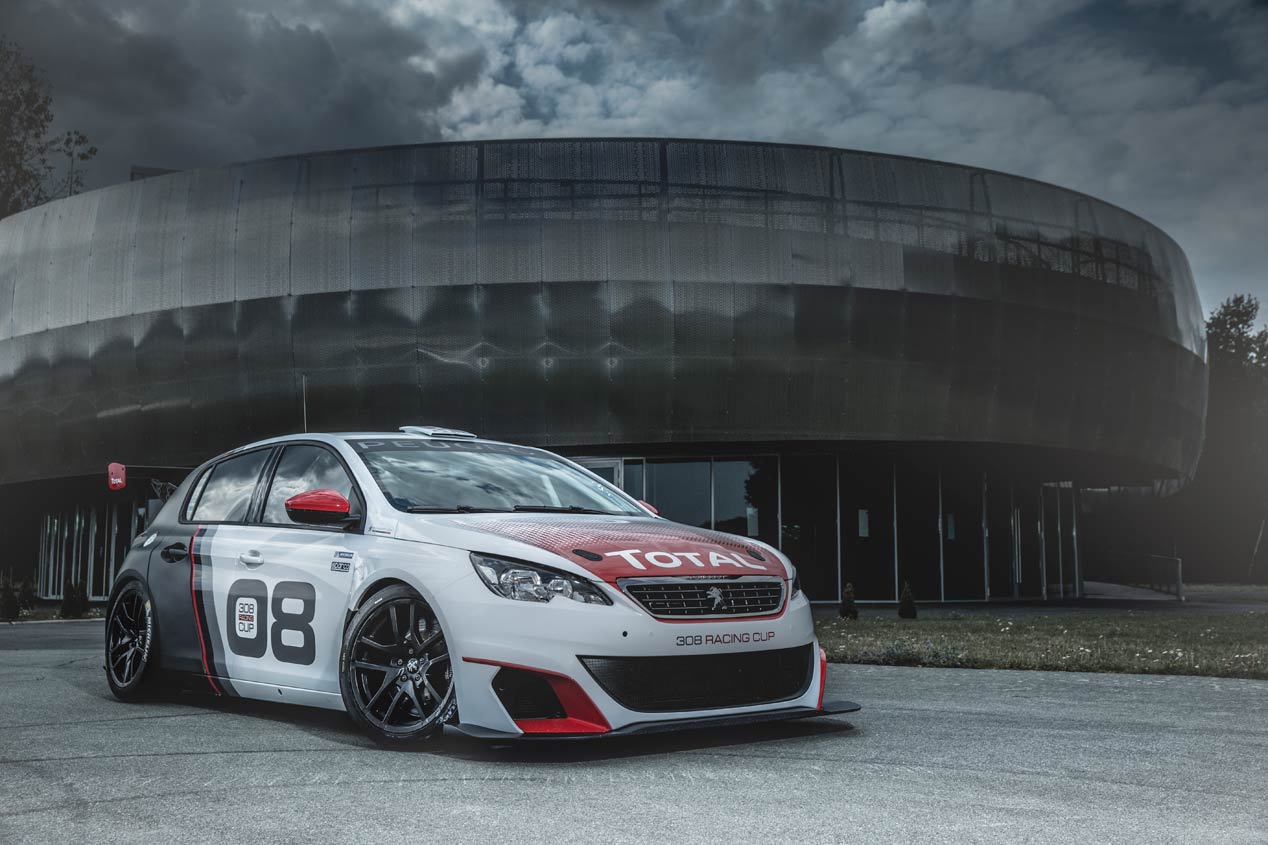 Peugeot 308 Racing Cup, de circuito
