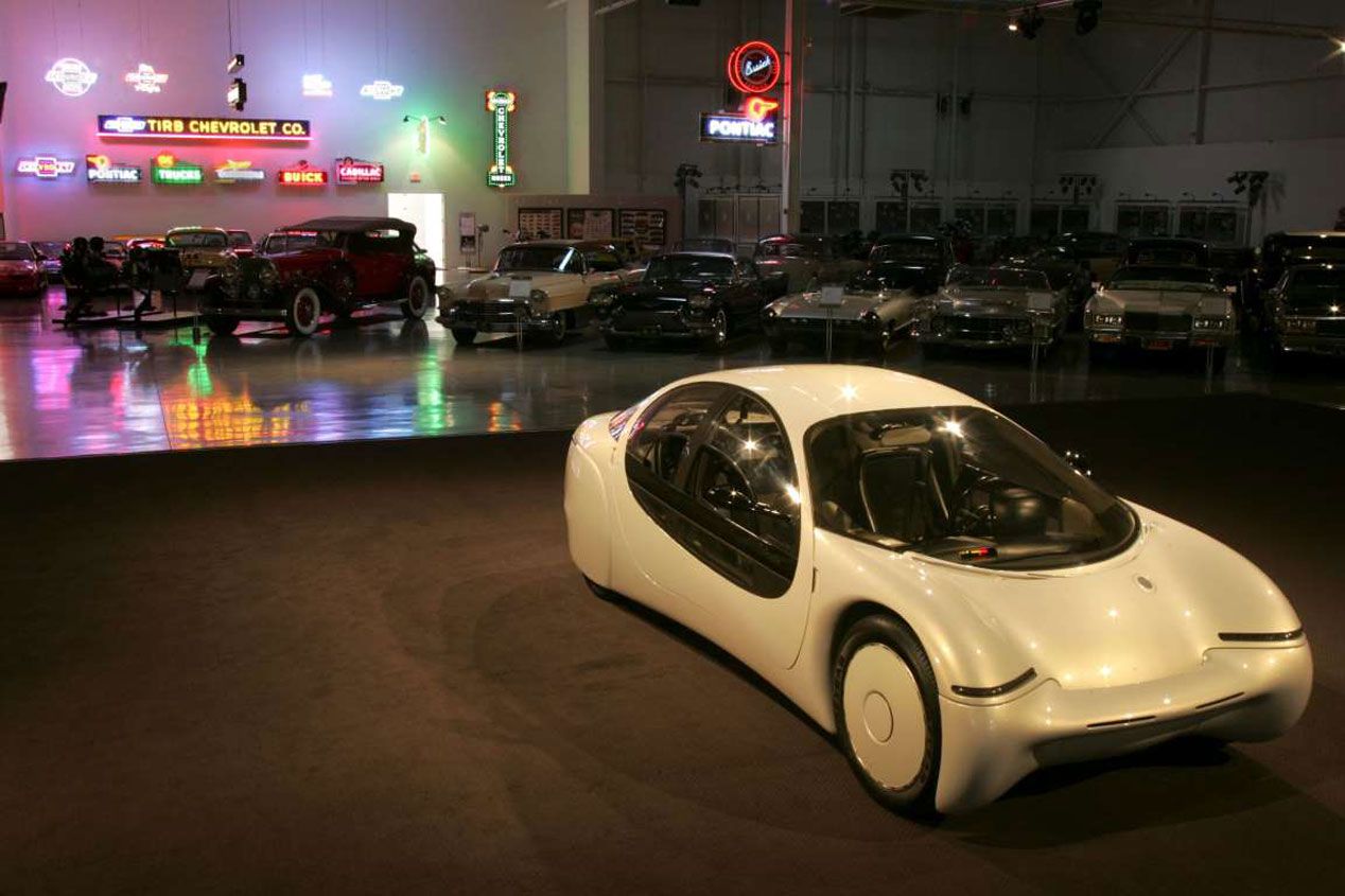 Los mejores coches futuristas… del cine