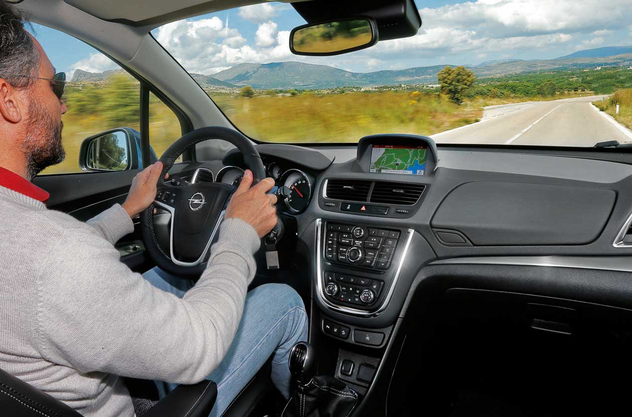 Comparativa: Opel Mokka 1.6 CDTi vs Nissan Qashqai 1.6 dCi