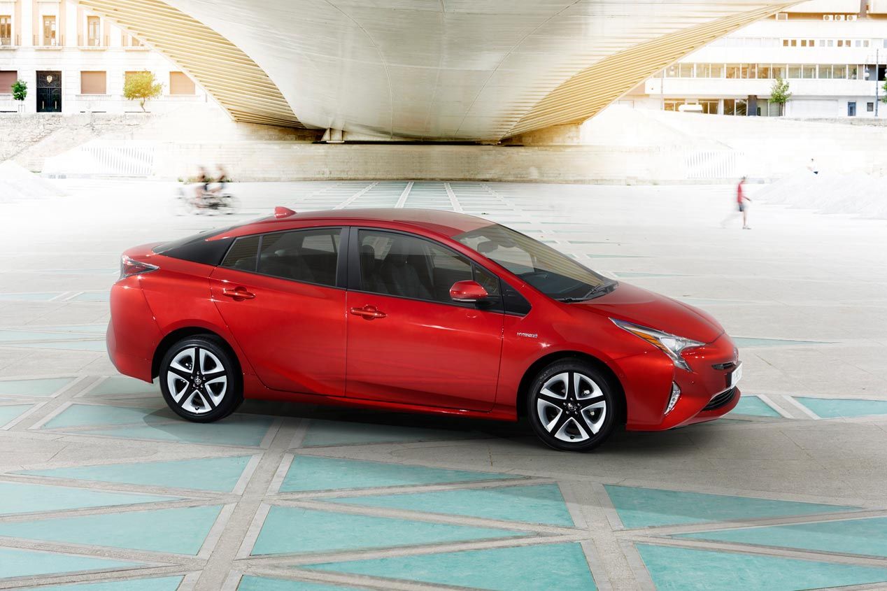 Toyota Prius 2016, el rey de los híbridos se reinventa