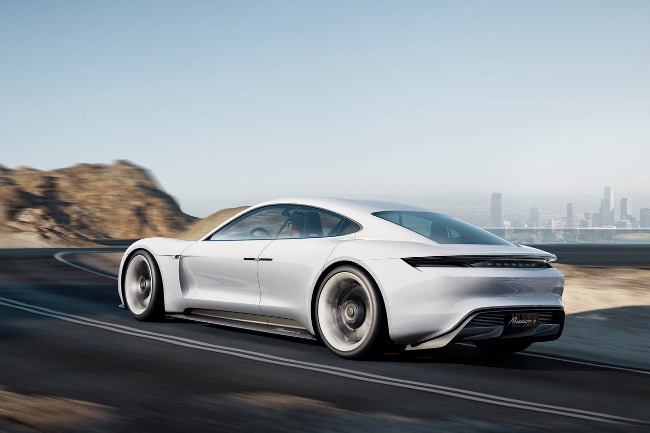 Porsche Mission E, súper misil eléctrico de 600 CV