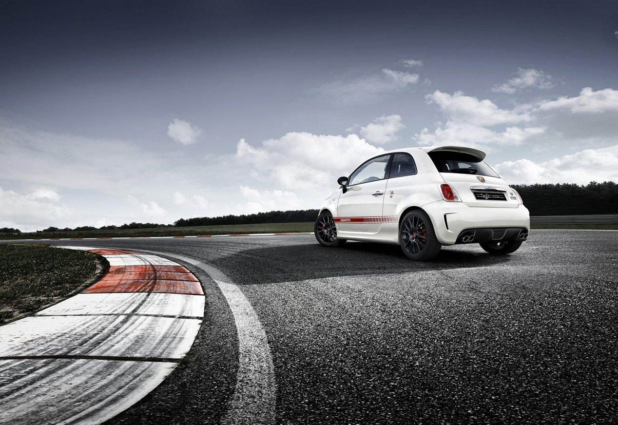 Abarth 595 Yamaha Racing Edition