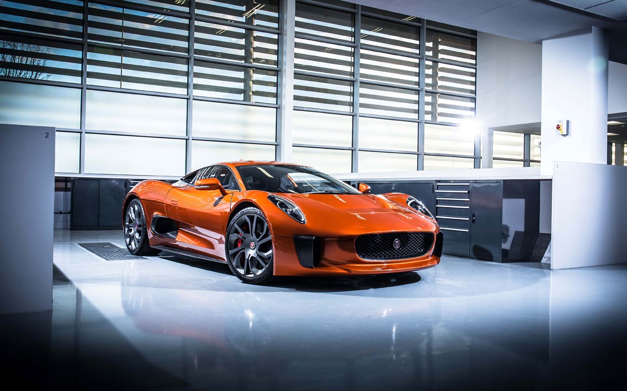 Los coches de Jaguar-Land Rover en James Bond 'Spectre'