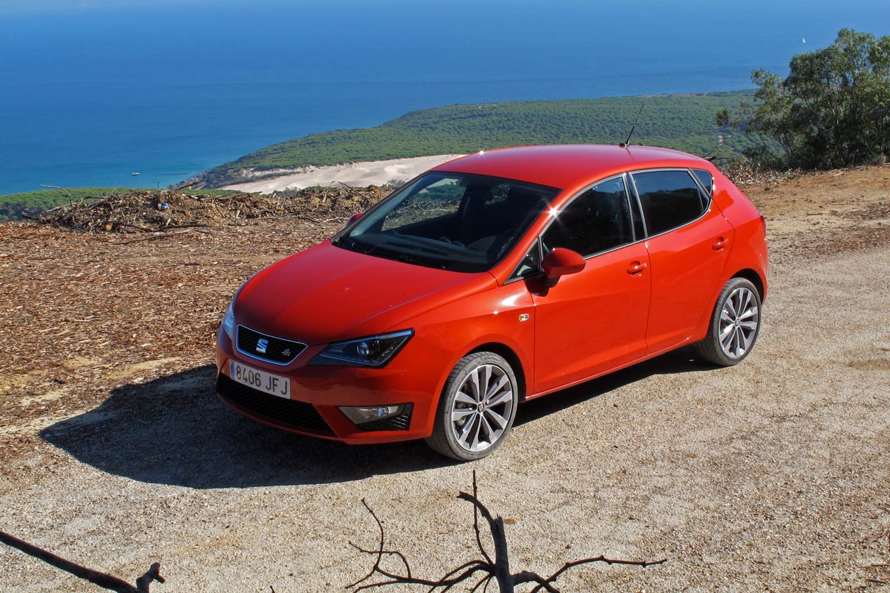 Rutas con el Seat Ibiza: Salamanca- Mérida – Itálica – Playas de Cádiz