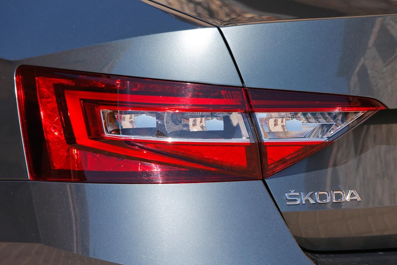 Prueba: Skoda Superb 1.6 TDI 120 Ambition