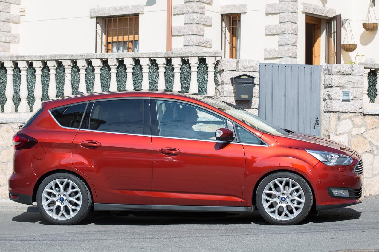 Prueba: Ford C-Max 1.5 Ecoboost, marca de la casa